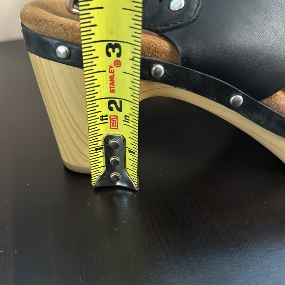 Clark’s artisan 7.5 black leather Ledella Club chunky heal sandals with buckel - Picture 6 of 8